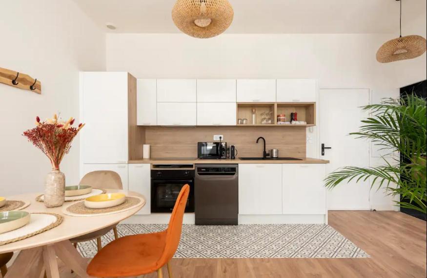 {La Petite Casa De Cezar} * Centre Ville Marseille * Clim Exteriör bild